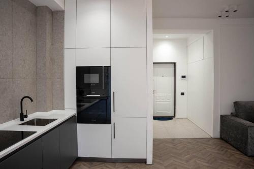 apartment 12, Mekhrably