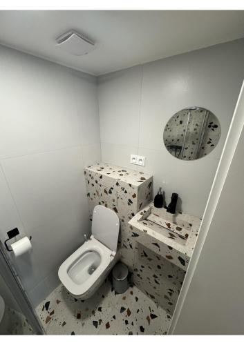 Studio Okruh in โนวี ลิสโคเวซ