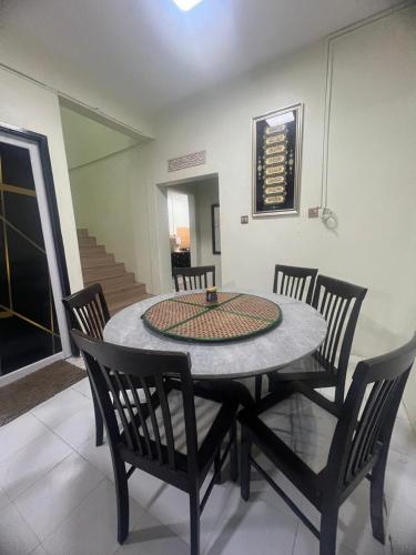 Rizqi Homestay Pasir Mas in ตุมปัต