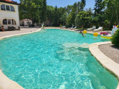 Villa Royal Resort, Ljubuški