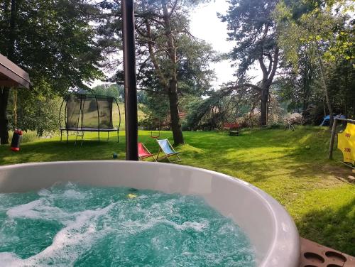 Warmia Forest House - Pod koronami drzew
