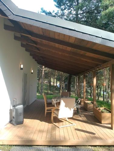 Зовнішній вигляд готелю, Warmia Forest House - Pod koronami drzew in Kierzliny