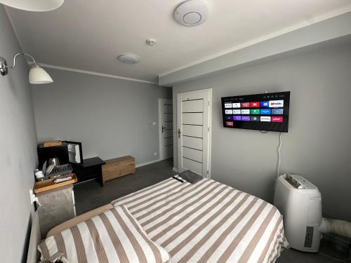 DUET s c MOTEL