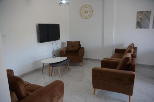 APT F3 tout équipé, 15 min plage et centre ville (APT F3 tout equipe, 15 min plage et centre ville) in Tala Hamza