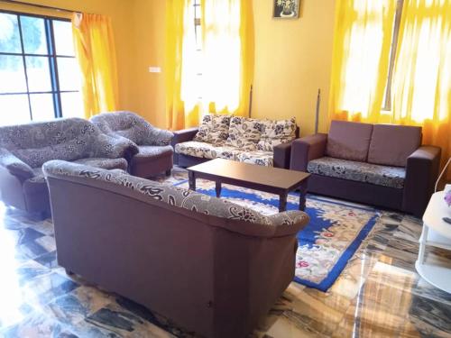 Enalys Homestay untuk orang islam sahaja in 哈布