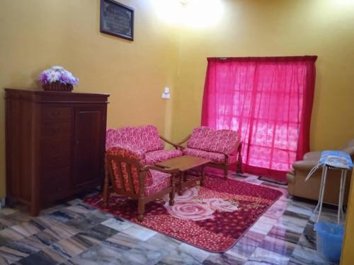 Enalys Homestay untuk orang islam sahaja in 哈布
