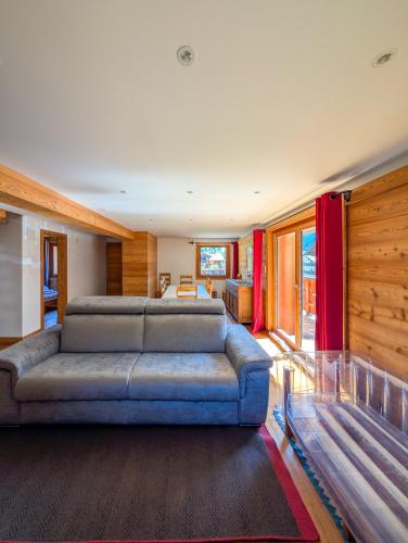 Magnifique chalet avec vue Centre Champéry