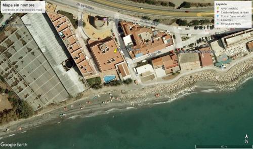 VISTAS AL MAR y PISCINA EN CASTILLO DE BAÑOS (VISTAS AL MAR y PISCINA EN CASTILLO DE BANOS) in La Mamola