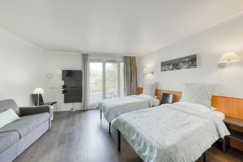 7mn walk to Metro, in ApartHotel - Location saisonnière - Courbevoie