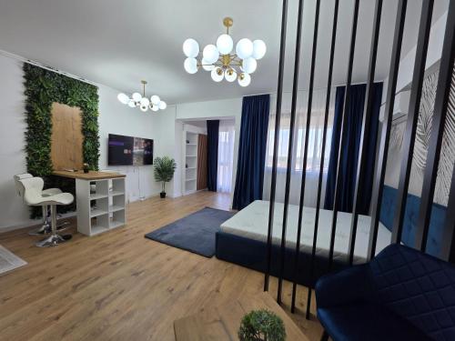 Ivory Green Studio - Parking available
