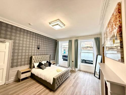 Montagues Luxury Victorian Apartment - Fast WiFi & Central Edinburgh, Эдинбург (фото 8)