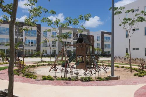 Hikari Condon, Cancún (Foto 6)