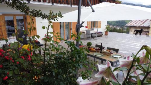 Posta Apartments in Colle Santa Lucia