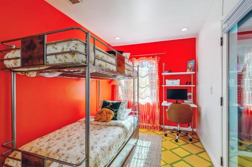 LA Style Retreat near Hollywood Sign & Star Alley, Los Angeles (fotografie 9)