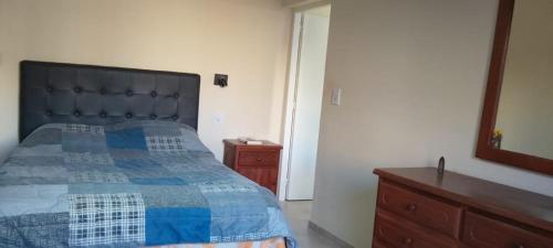 Menendez Lajas in เอล ตราปิเช