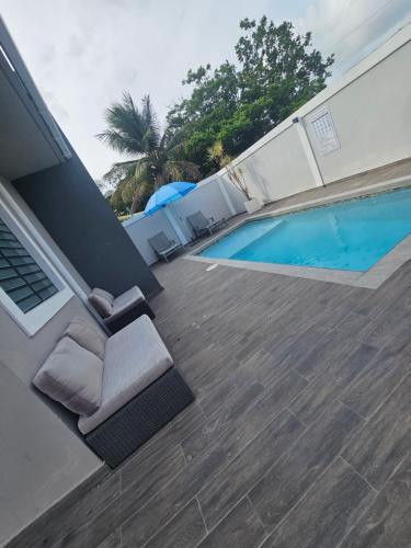 Metro Luxury House in קרולינה