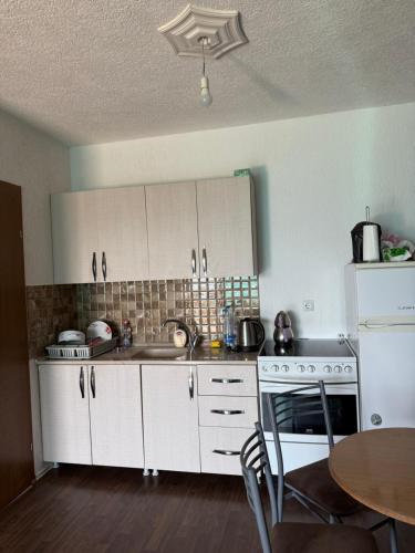 Villa Liri in Suva Reka