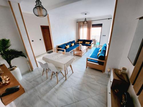 Airy Modern Apt & Calm and extraordinairy view