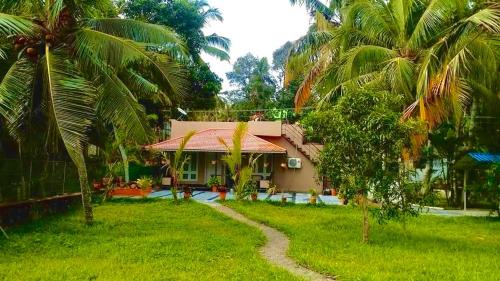 Lake villa TVM