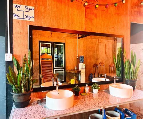 Manel Guesthouse and Restaurant in Sen Monorom