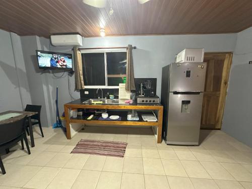 Studio Apartment 3 & AC-2 Pools-Jungle-Beach-WiFi-TV, Cocles (foto 10)