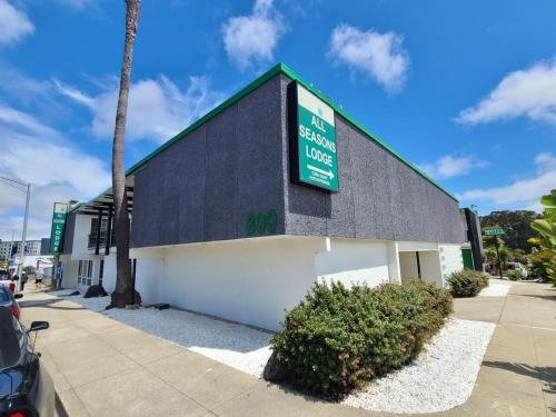 All Seasons Lodge