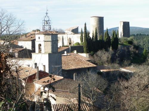 Skats, Vacances en Provence in Ponteves