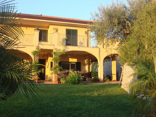 Sea View Villa Taormina - Accommodation