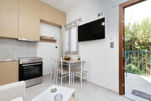 Smile Stella Studios in Skopelos