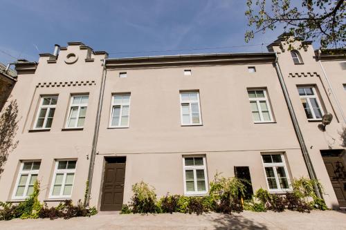 Apartamenty Browar Perła - Perła Brewery Apartments - image 7