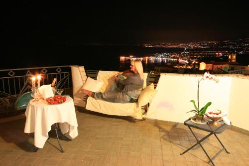 Kilátás, Hotel Vello d'Oro in Taormina városközpont
