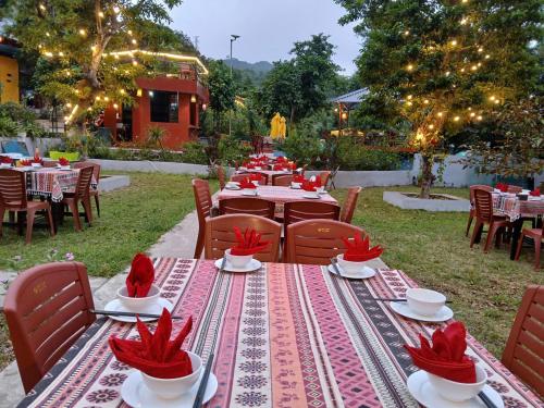 Catba Papillon Garden Bungalow & Resort - 정원