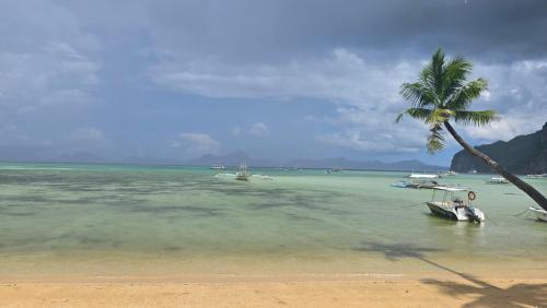 Islandfront El Nido