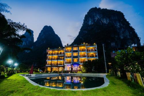 Exterior view of Yangshuo Mountain River Ballad Hotel - Free Yangshuo Train Station Pick Up and Drop Off