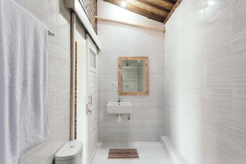 Monik Guest House