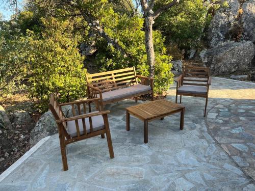 Maison de vacances dans village AUTHENTIQUE Corse in 博尼法喬