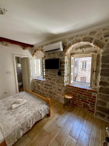 Exterior view of sar 3