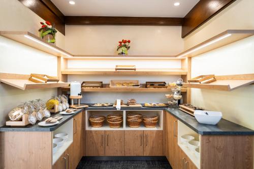 Food and beverages, Schi- und Wanderhotel Berghof in Sankt Oswald