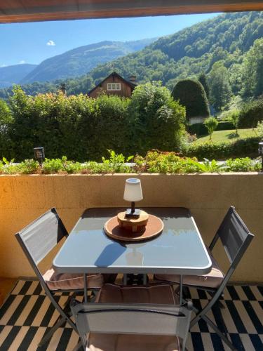 Appartement vue montagne avec wifi - Vielle-Louron
