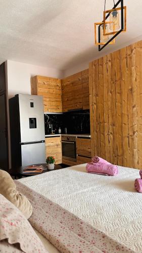 Black Flox AparTment - Αλιστράτη