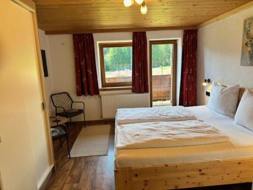 1 queen bed