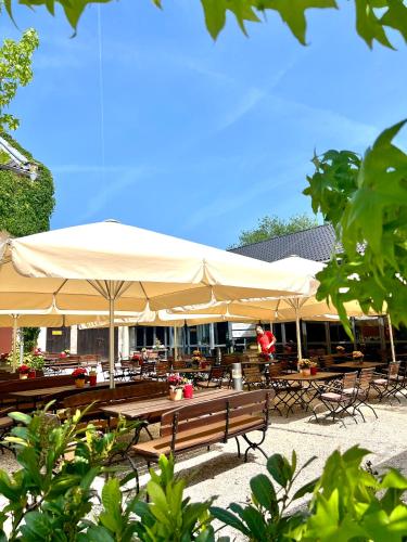 餐廳, Nachtquartier Burg Flamersheim in 奧伊斯基興