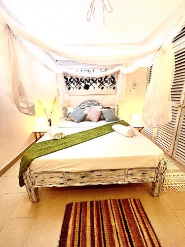 DADA Luxury Suites Beachfront Tropical Paradise