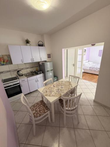 Apartmani Denona Centar 3