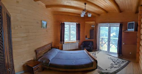12 Months Estate in Viškiva