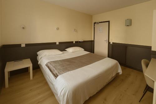 Hotel des Bains à 10 min de Paris