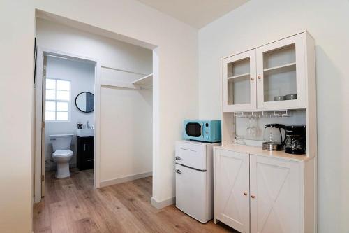 Newly Renovated Studio for 2 Prime LA Location, Los Angeles (Foto 3)
