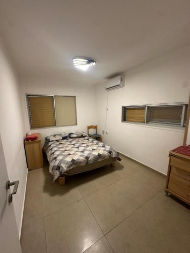 arad rooms to rent - ערד חדרים להשכרה in Rotem