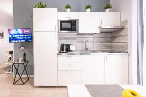 Le Piazze di Napoli Apartment - image 5