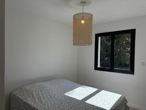 Villa provençale avec piscine privée (Villa provencale avec piscine privee) in Saint-Restitut